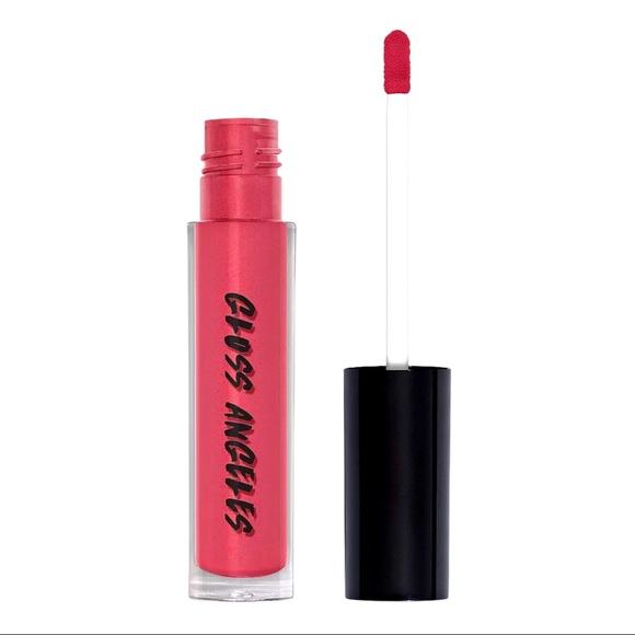 Smashbox “Gloss Angles” In Surf Bunny coral pink.